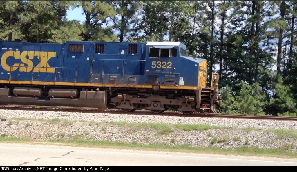 CSX 5322 leads SB